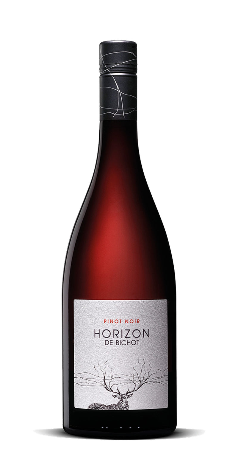 LC Villa - TRE Venezie - Pinot Noir 2022 bottle - 7 Cellars